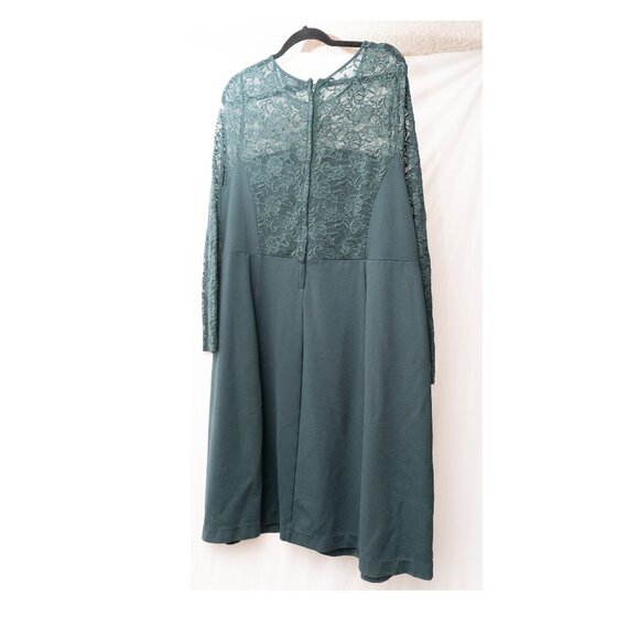 Dark green Michel Studio Plus size 2x lace dress - Picture 2 of 3